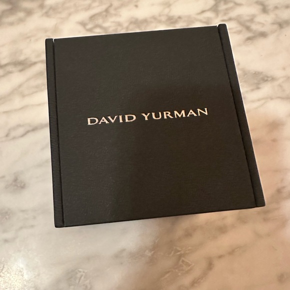 David Yurman Pave Diamond Wrap ONYX studs - Picture 5 of 8